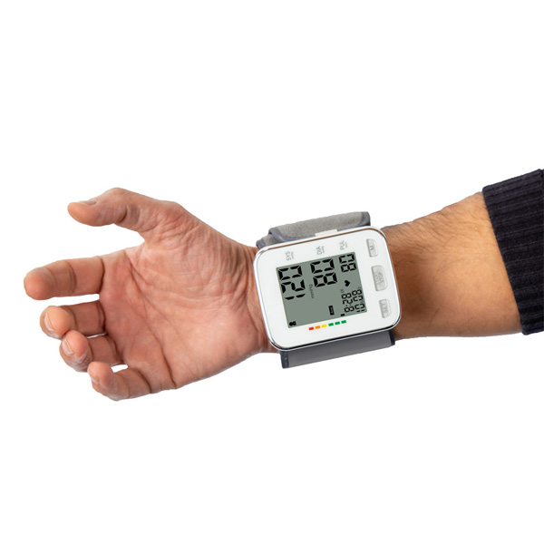 Ein Blutdruckmessgerät mit Messung via Handgelenk