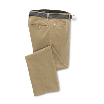 Bügelfreie Reisehose