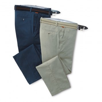 Fleckenabweisende Reisehose