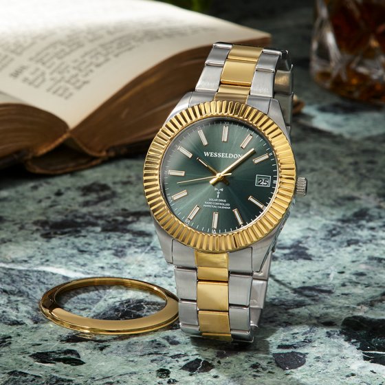 Funk-Solararmbanduhr mit Wechsel-Lünette 