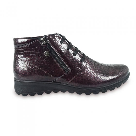Leichte Stiefelette in Kroko-Optik