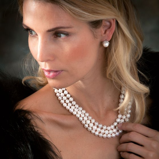 Collier à la Jackie