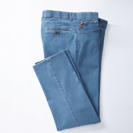 Leichte Jeans 