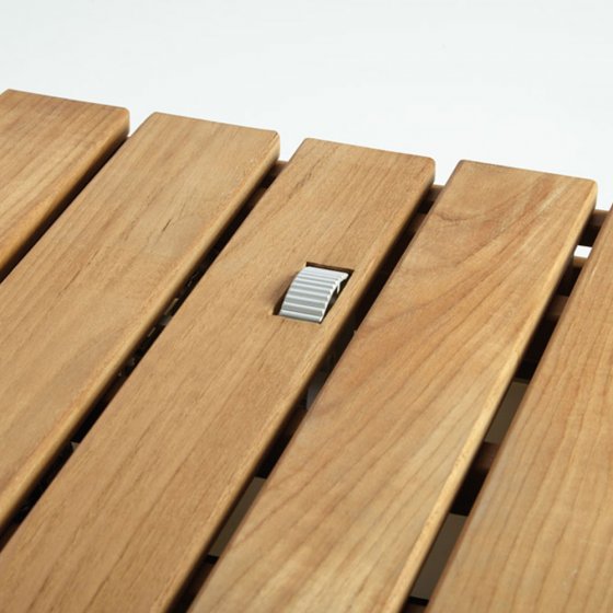 Teak-Gartendusche