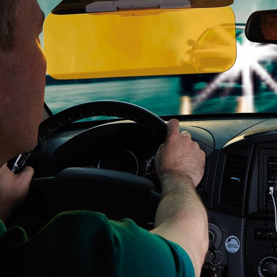 Tag- und Nacht-Autoblendschutz
