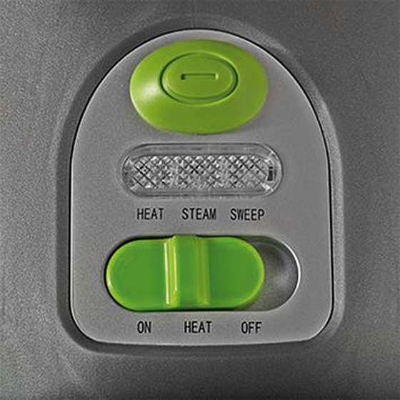 Dampfmopp mit motorisierter Bürste