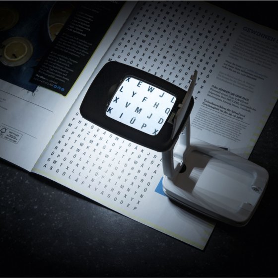 Standlupe mit LEDs 