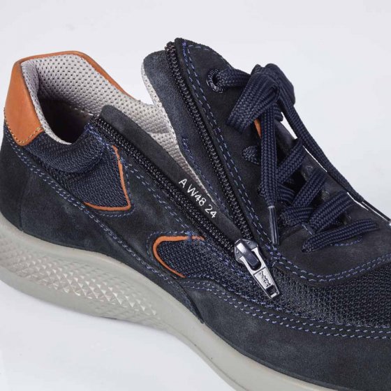 Extraweiter Komfort-Sneaker 
